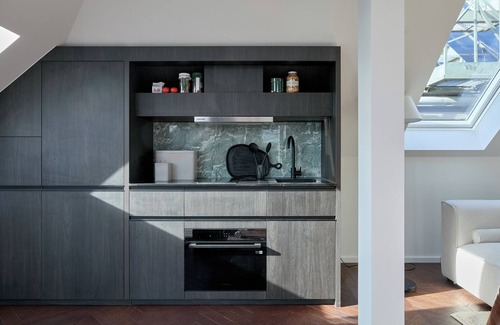 Harrow Apartment | The Hill by Nestor