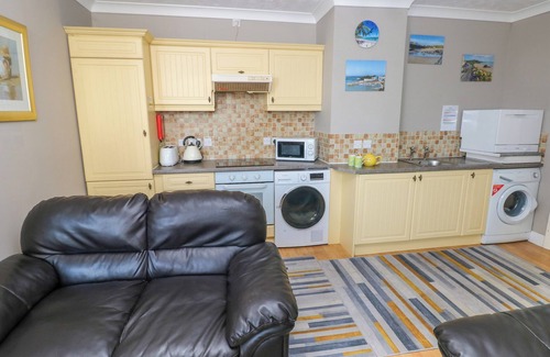 Tenby Cottage | The Hilton Retreat