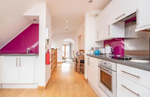 Dornoch House | The Hive