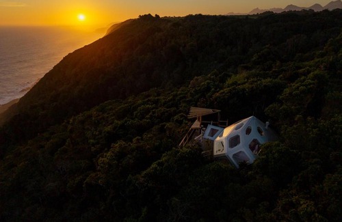 Storms River Hotel | The Hive - Sunset at Misty Mountain Reserve