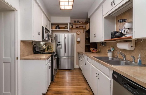 Georgetown House | The Hobbit House