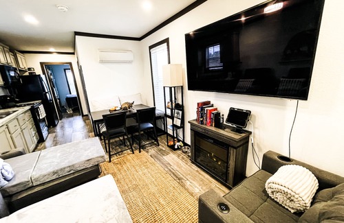 Yellville House | The Holiday Armadillo AR Tiny House