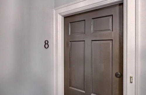 Charlotte Apartment | The Home Collection CLT: Lamar Avenue