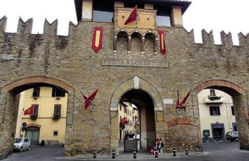 Arezzo House | The Homestay - Arezzo