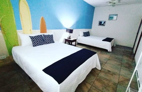 Puerto Quetzal Hotel | The Hook Lodge