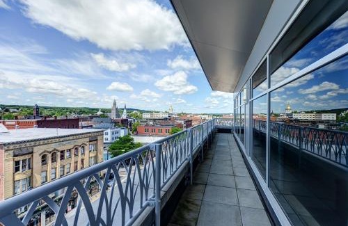 Concord Hotel | The Hotel Concord
