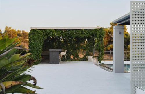 Porto Heli House | The House before the Lake
