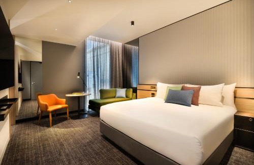 Melbourne Central Business District Hotel | The Howey