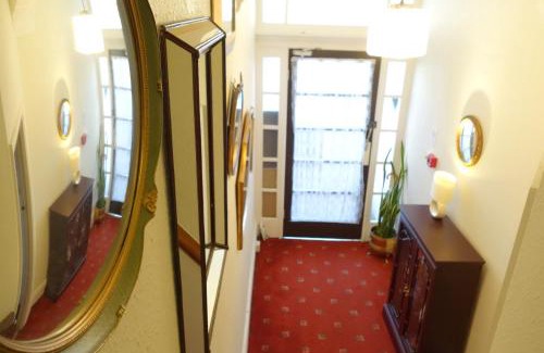 Douglas Apartment | The Hutchinson Apartments