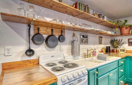 Salida Cottage | The Ice House- Smack-Dab in the middle of Salida!