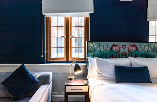 Spring Hill Hotel | The Inchcolm by Ovolo