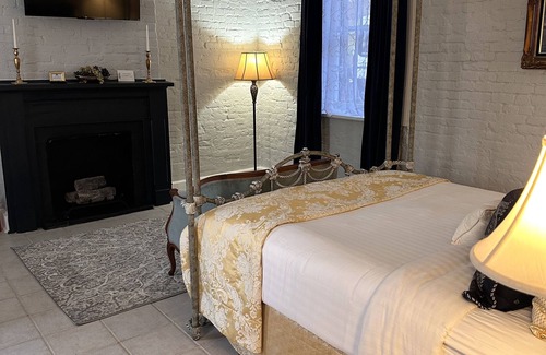 Vicksburg Hotel | The Inn at Cedar Grove
