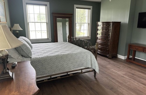Pittstown Bed & Breakfast | The Inn at Peacfield Farms