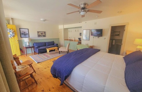 Stonington Hotel | The Isaac Evans - Inn on the Harbor