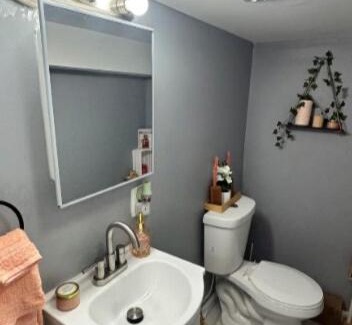 Brooklyn Apartment | The Jazzy Jeffrey Gem