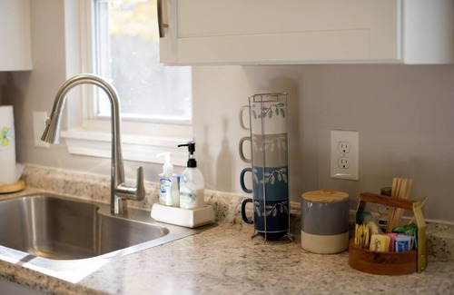 Phoenix Hill House | The Julep House NuLu ~ Gorgeous 3 BR Prime Spot