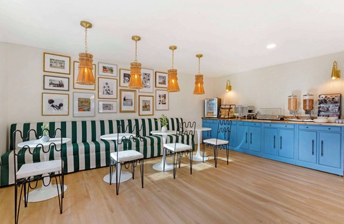 Tucson Hotel | The Kennedy Tucson, SureStay Collection by Best Western