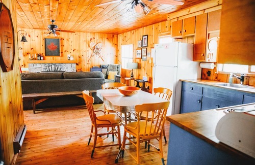 Tobermory Cottage | The Kickback 3 Bedroom Cottage with Private Beach Tobermory