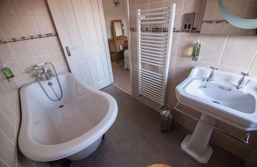 Thirsk Hotel | The Kings Arms