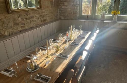 Honiton Hotel | The Kings Arms Inn