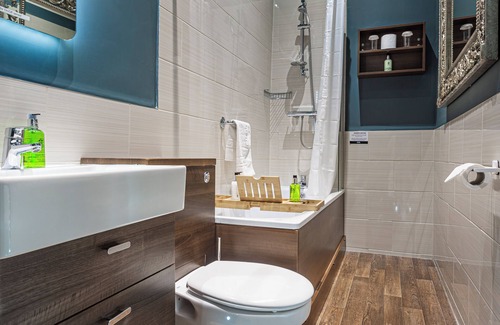 Richmond Hotel | The Kings Head Hotel, Richmond, North Yorkshire