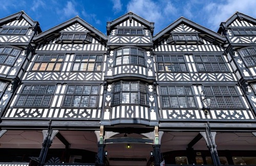 Chester House | The Kings Place - Very Central Chester - Chester