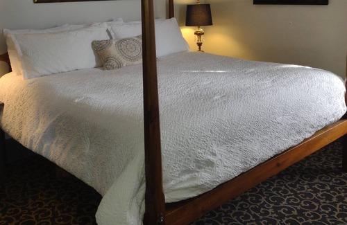 Easton Bed & Breakfast | The Lafayette Inn