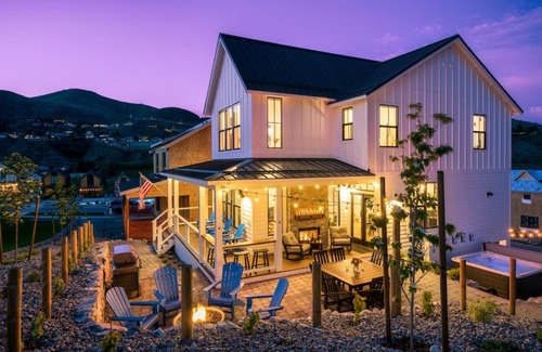 Chelan House | The Lake Chelan House #118