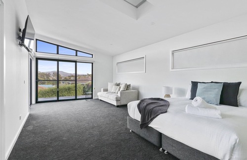 Merimbula Cabin | The Lake House: Merimbula