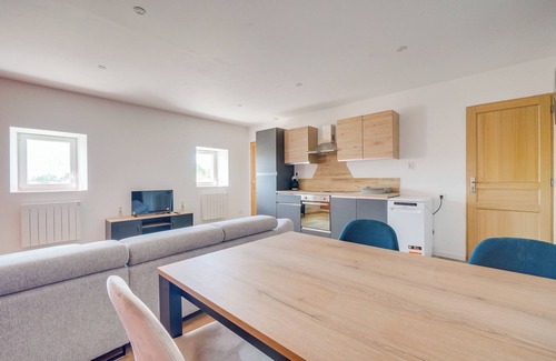 Saint-Ciers-sur-Gironde Apartment | The lands of the estuary