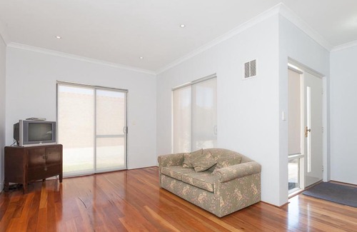 Doubleview House | The Lane, Doubleview