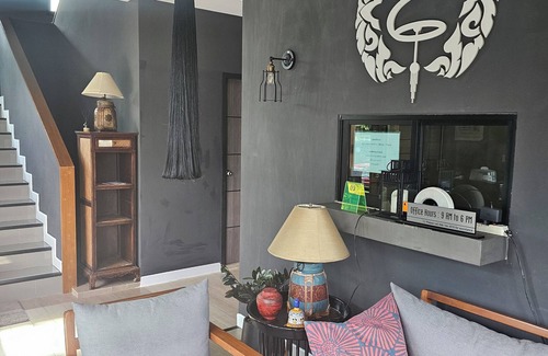 Thung Song Hong Hotel | The Lantern Suites