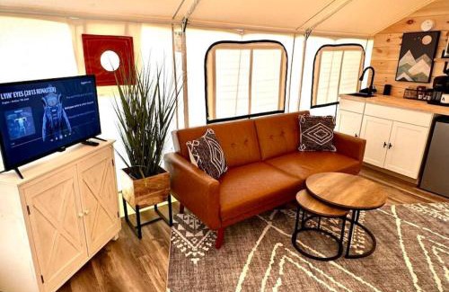 Cadiz Other | The Laredo, Luxury Safari Tent