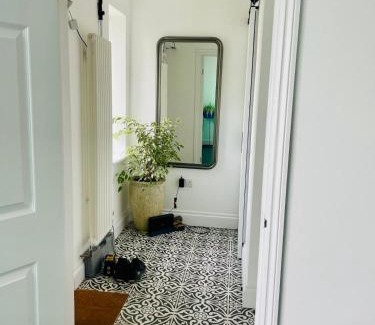 Upper Norwood House | The Lawns Private Rooms in Shared Home