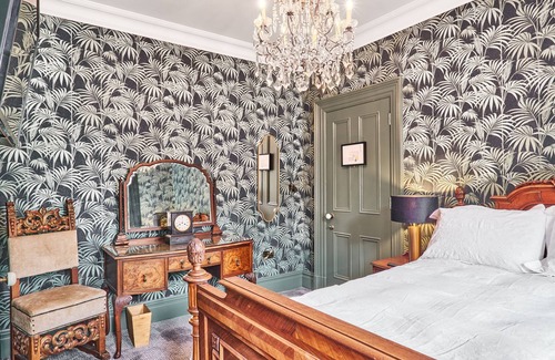 Londonderry Bed & Breakfast | The Lawrence