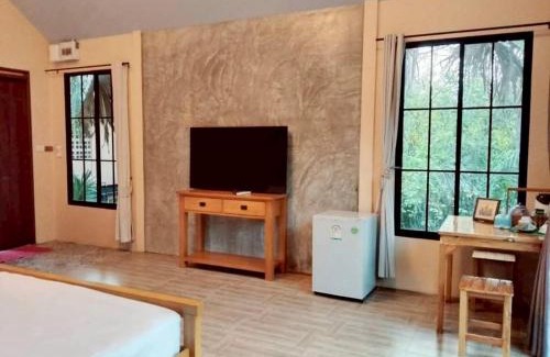 Mittaphap House | The Leaf Pool Villa Resort
