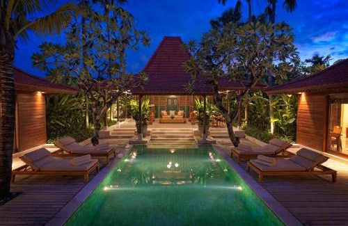 Seminyak Resort | The Legian Seminyak, Bali