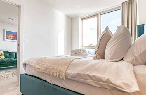 The Docks Apartment | The Lexington XI | 1BDR | Free Netflix
