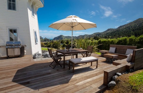 Tata Beach Cottage | The Lighthouse - Ligar Bay Holiday Home