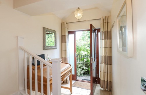 Darley Dale Cottage | The Lillies