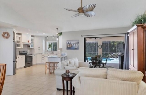 Cape Haze House | The Lily Pad - BEAUTIFUL Cape Haze location with PRIVATE pool