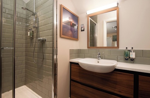Berwick-upon-Tweed Hotel | The Lindisfarne Inn - The Inn Collection Group