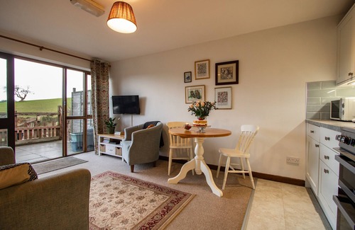 Hele Cottage | THE LINHAY, pet friendly, character holiday cottage in West Down