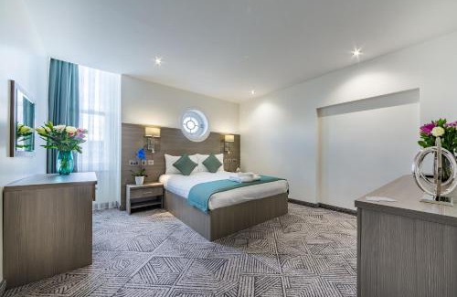 Leyton Hotel | The Lion & Key Hotel