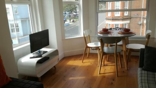 Cromer Apartment | The Little Flat on the Corner