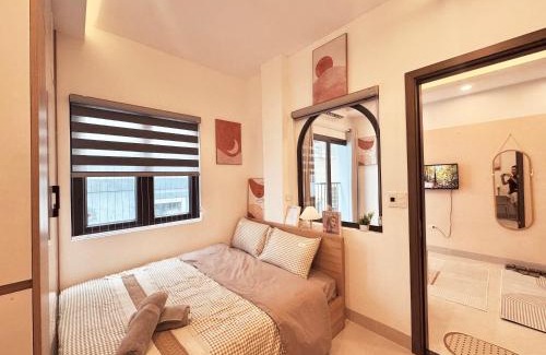 Quan Hoa Apartment | The Little Hanoi - Fresh Home - Centered