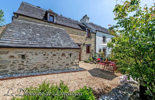Commana Cottage | The little house of Domaine de Linguinou