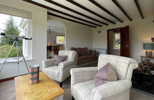 Lewiston Cottage | The location overlooking Loch Ness is truly outstanding.