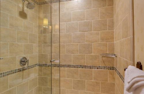 Victor Cabin | The Lodge at Bronze Buffalo Ranch