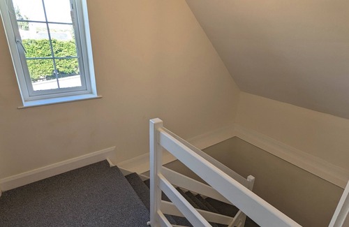 Castlederg Apartment | The Loft, Cosy 2 bed apartment Sleeps 3